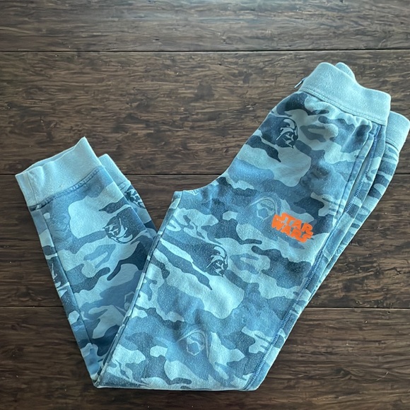 GAP boy sweatshirts and sweatpants size XL/ 12 yrs old - Picture 3 of 3